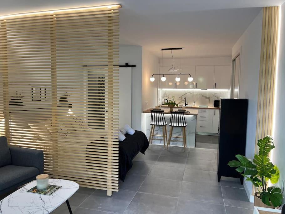 Puerto Banus Eddie Suite Marbella Bagian luar foto